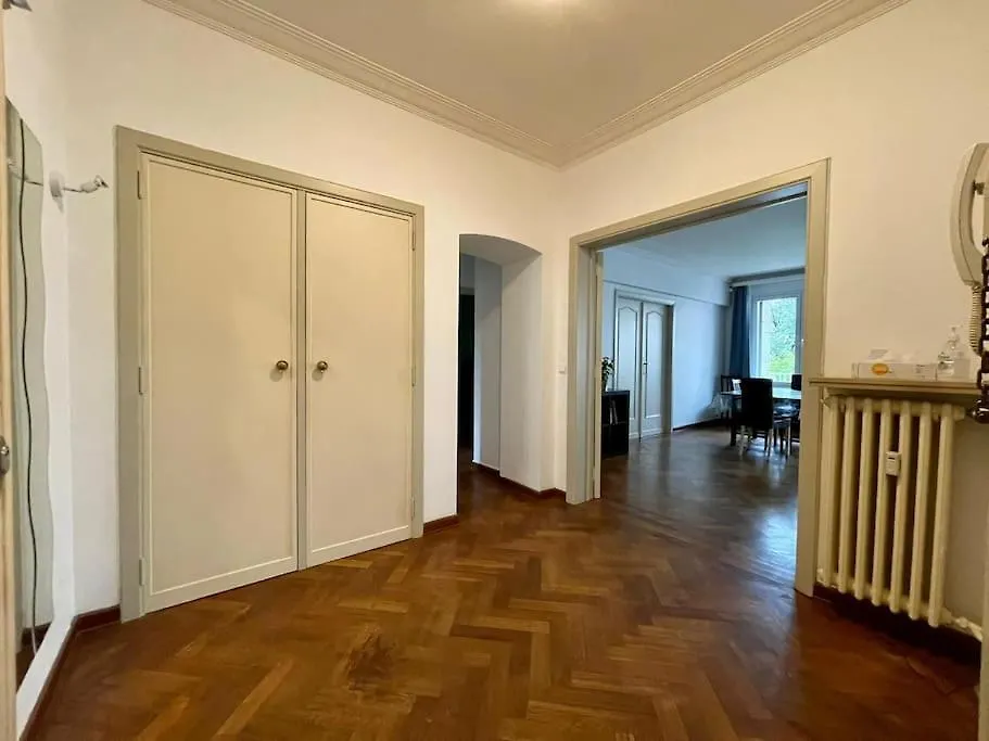 Spacious Apartment Next To Parc Du Cinquantenaire Brussels Belgium