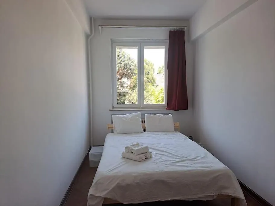 Spacious Apartment Next To Parc Du Cinquantenaire Bruksela